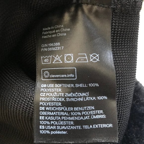 H&M Black Fuzzy Crewneck Sweater - Picture 3 of 4